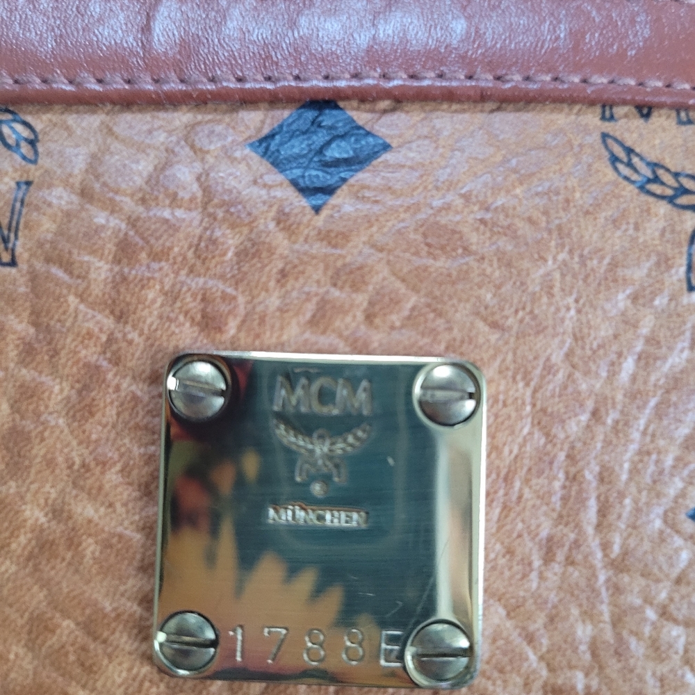 MCM bag, clutch - Picture 8 of 10
